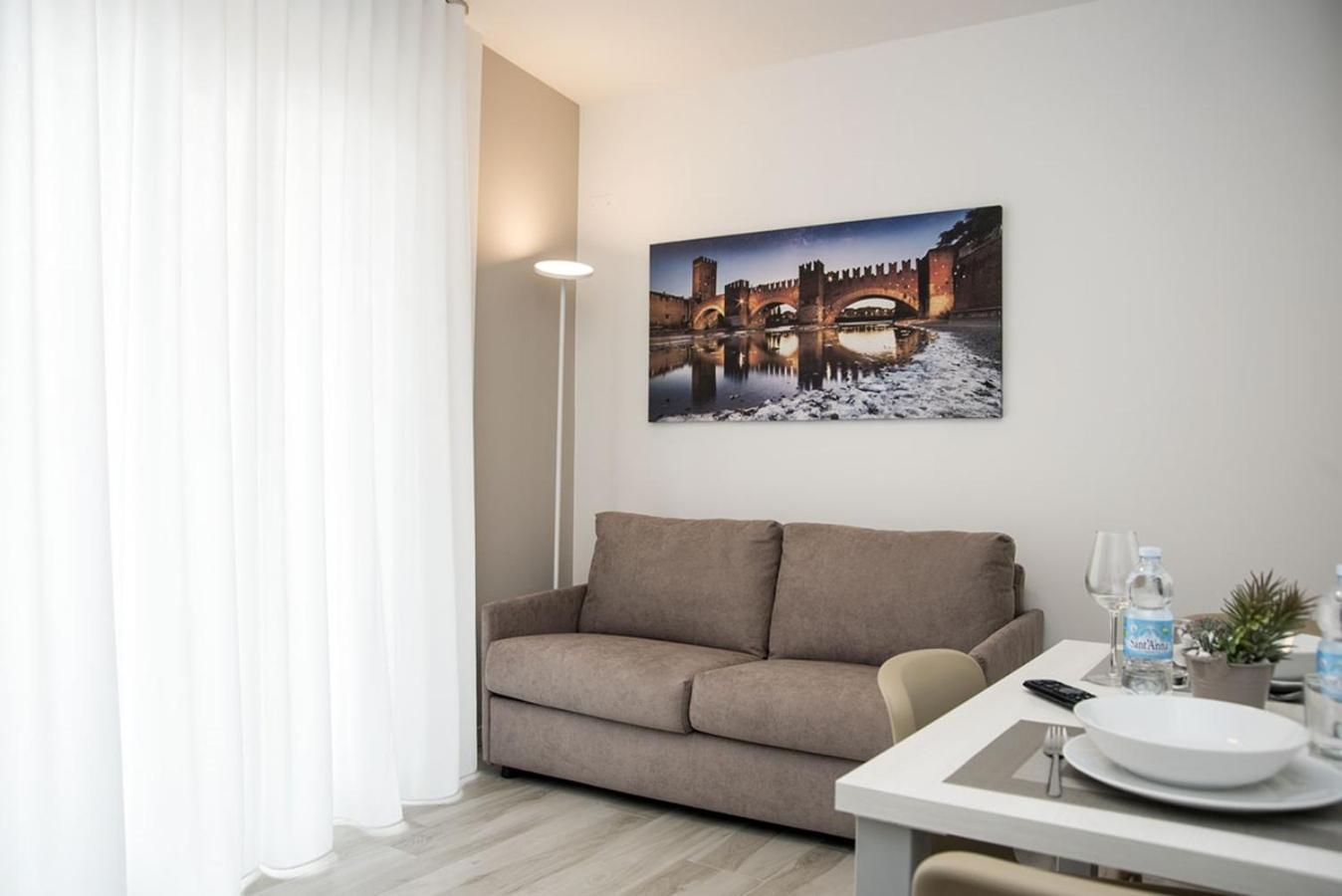 Camelot Appartamenti - Business E Holiday ซาน มาร์ติโน บูออน อัลแบร์โก ภายนอก รูปภาพ
